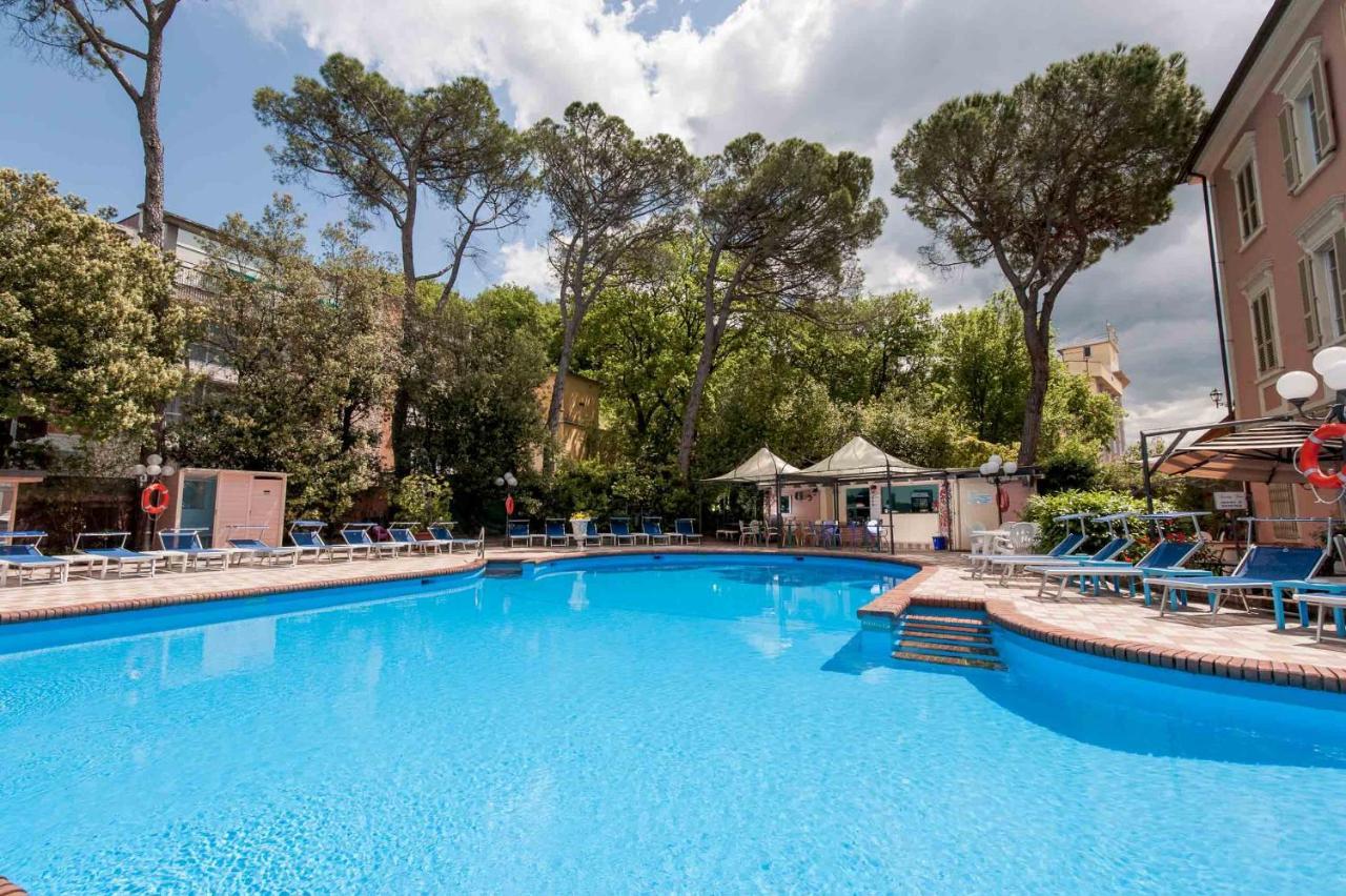 Grand Hotel Du Park Et Regina Montecatini Terme Exterior photo